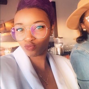 Meet your Posher, Keena